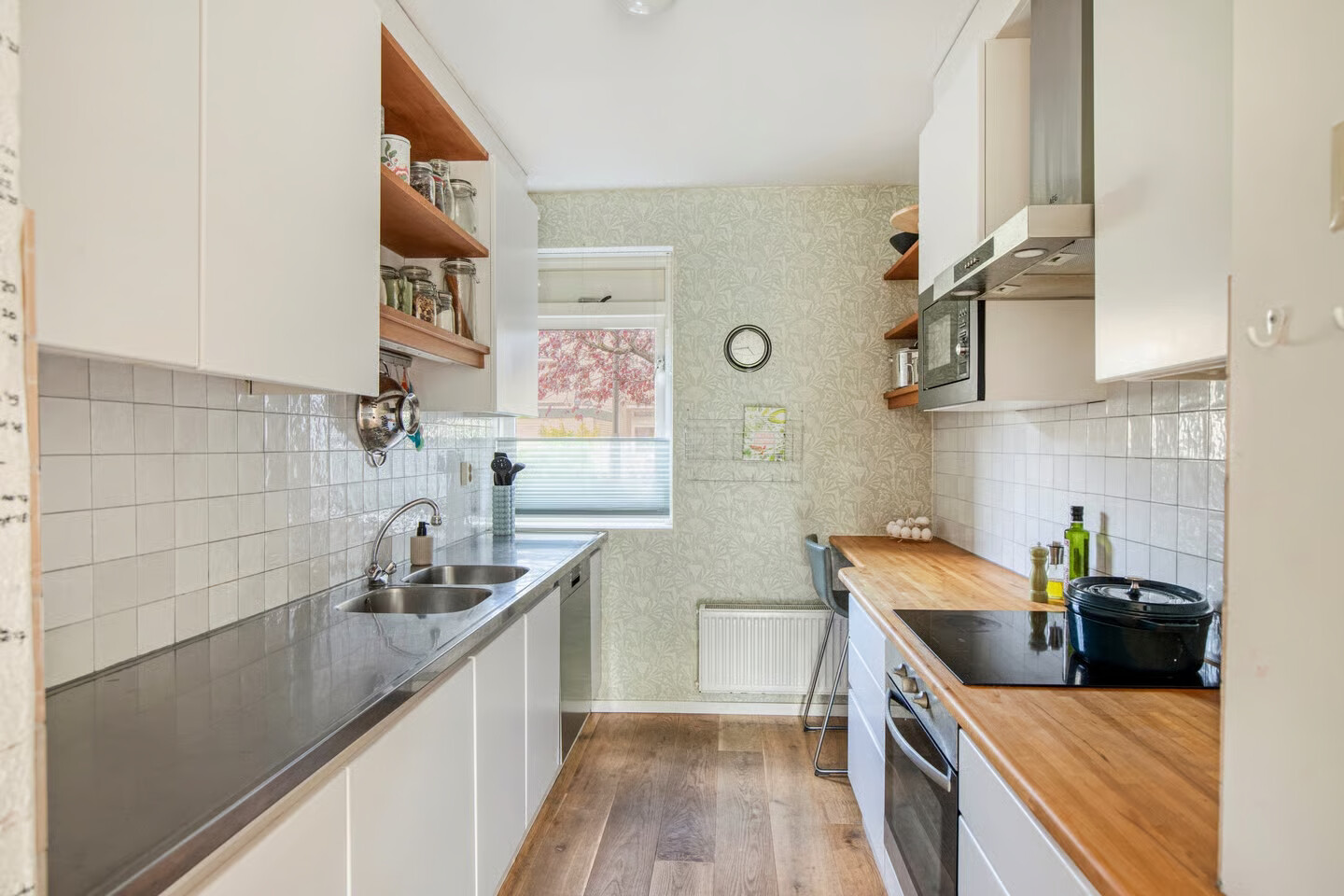 Tussenwoning te koop: Hargplein 66, Schiedam