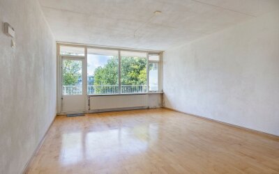 Bachplein 27