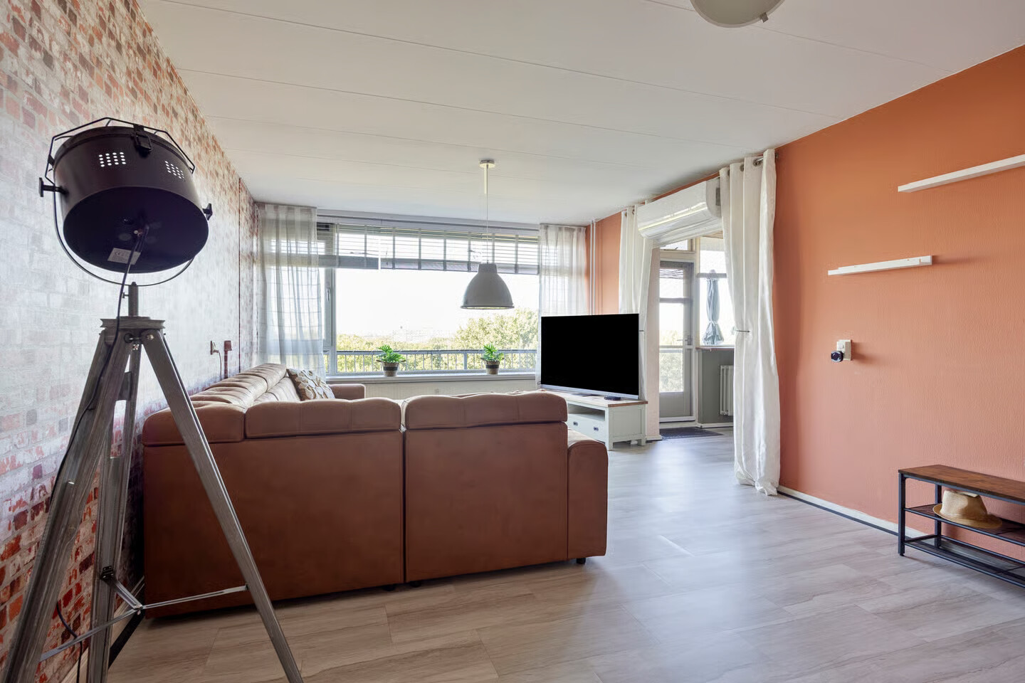 Appartement te koop: Sibeliusplein 208, Schiedam