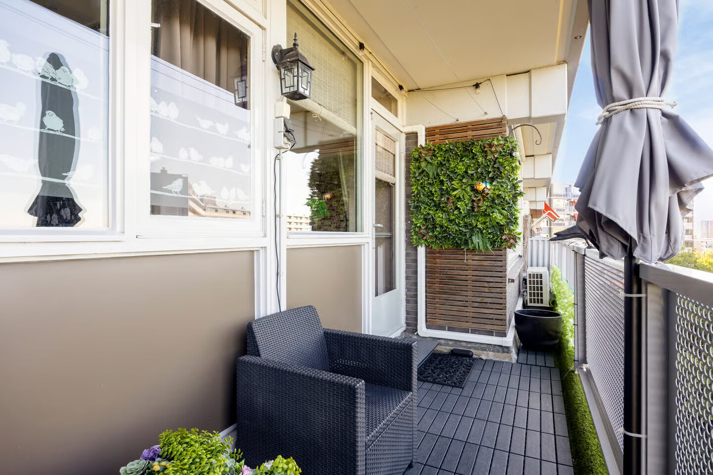 Appartement te koop: Sibeliusplein 208, Schiedam