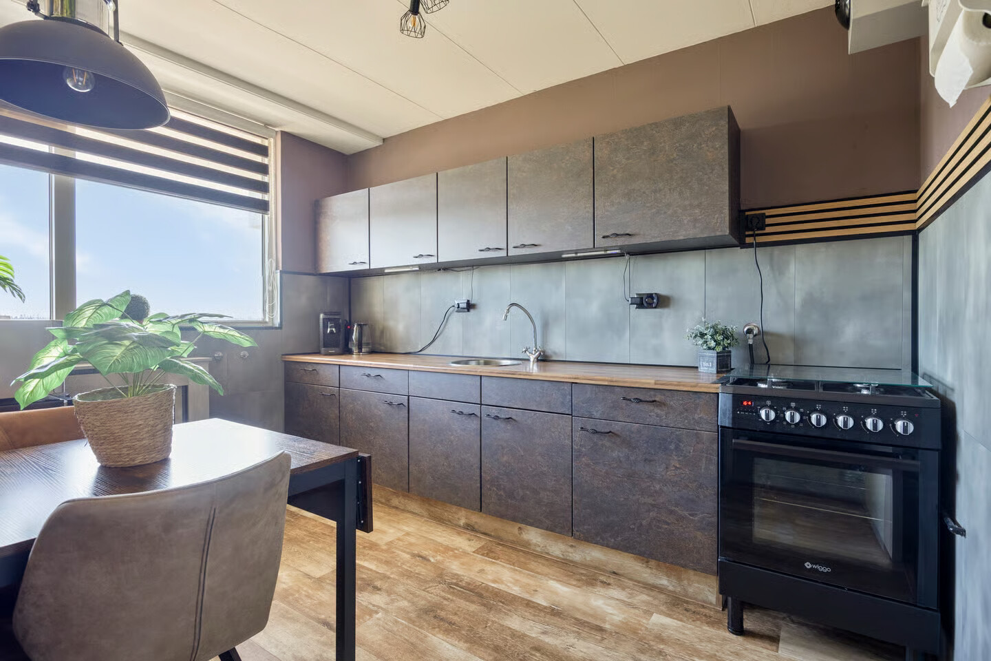Appartement te koop: Sibeliusplein 208, Schiedam