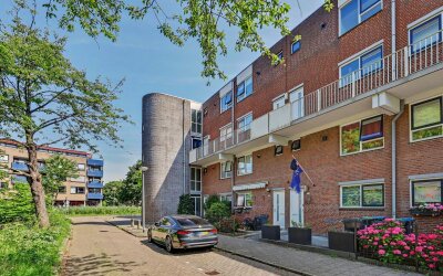 Nicolaas Arie van der Burgsingel 74