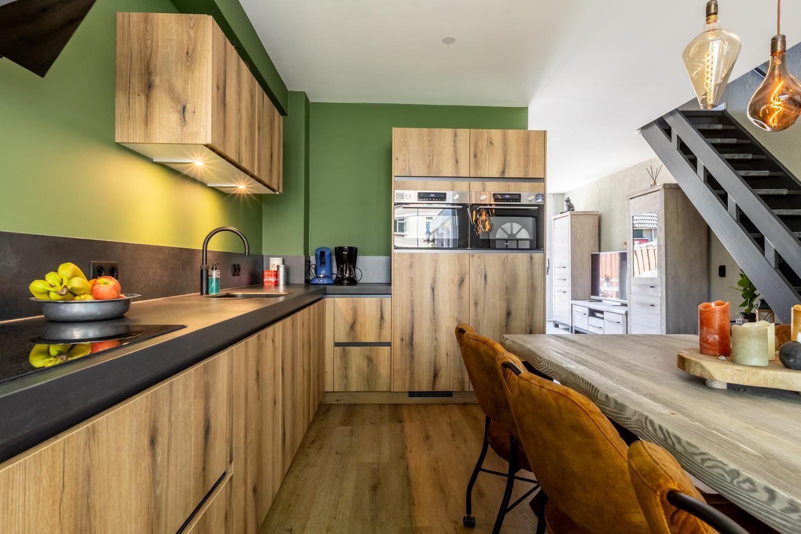 Tussenwoning te koop: Heijermansplein 243, Schiedam