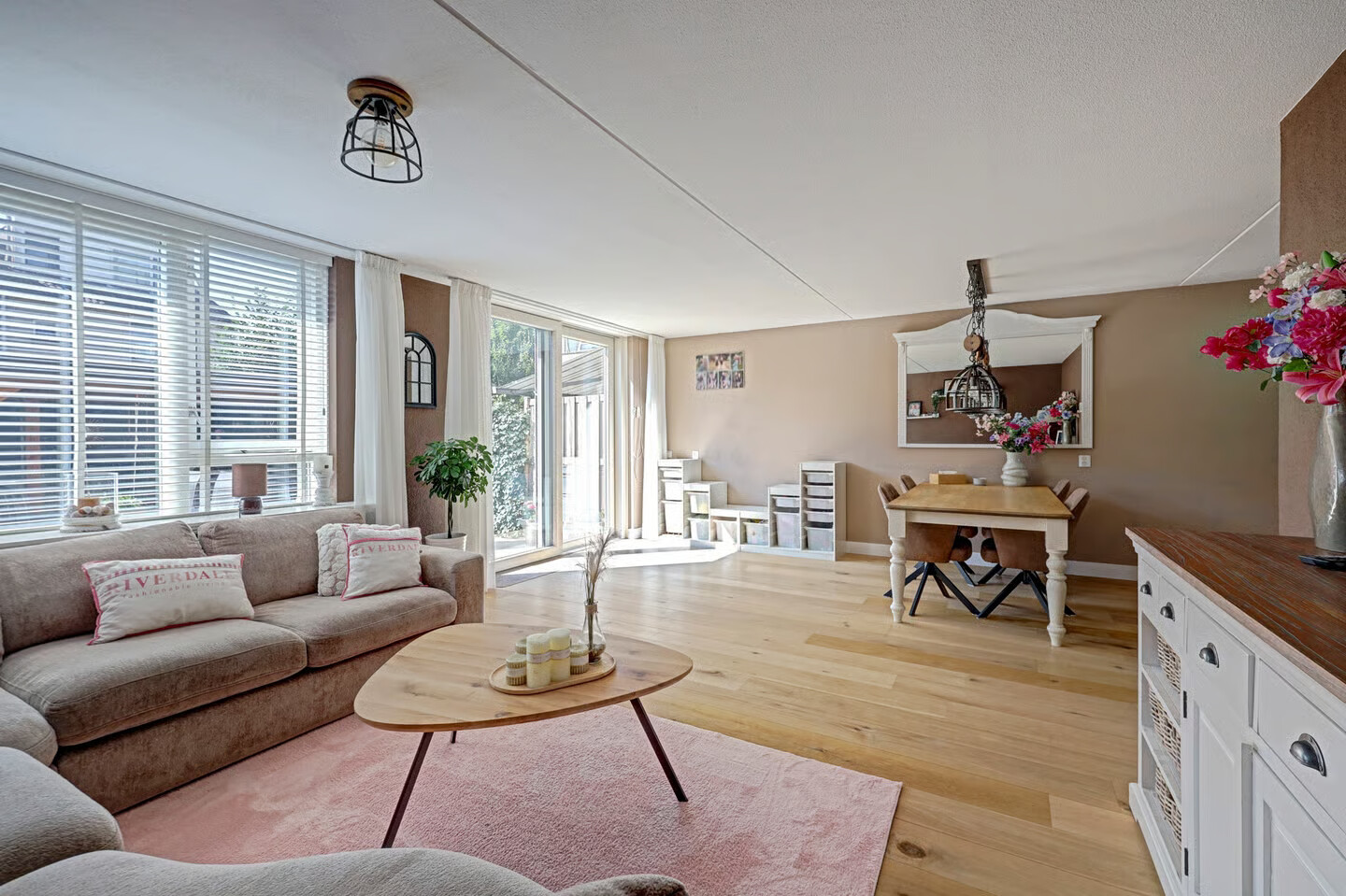 Tussenwoning te koop: Dilleveld 17, Schiedam