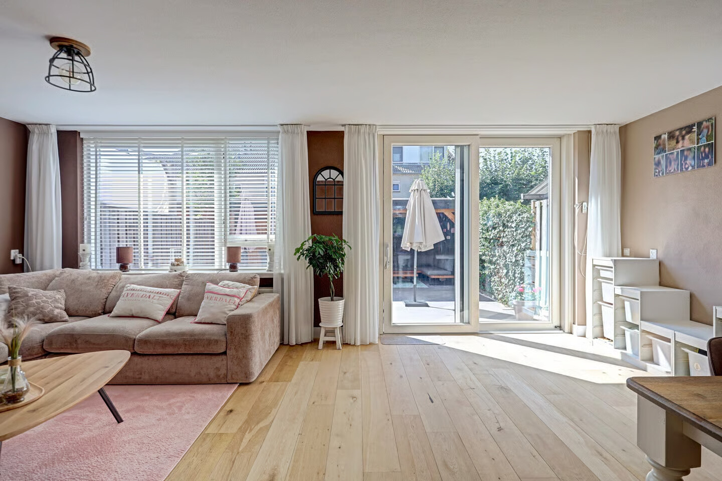 Tussenwoning te koop: Dilleveld 17, Schiedam