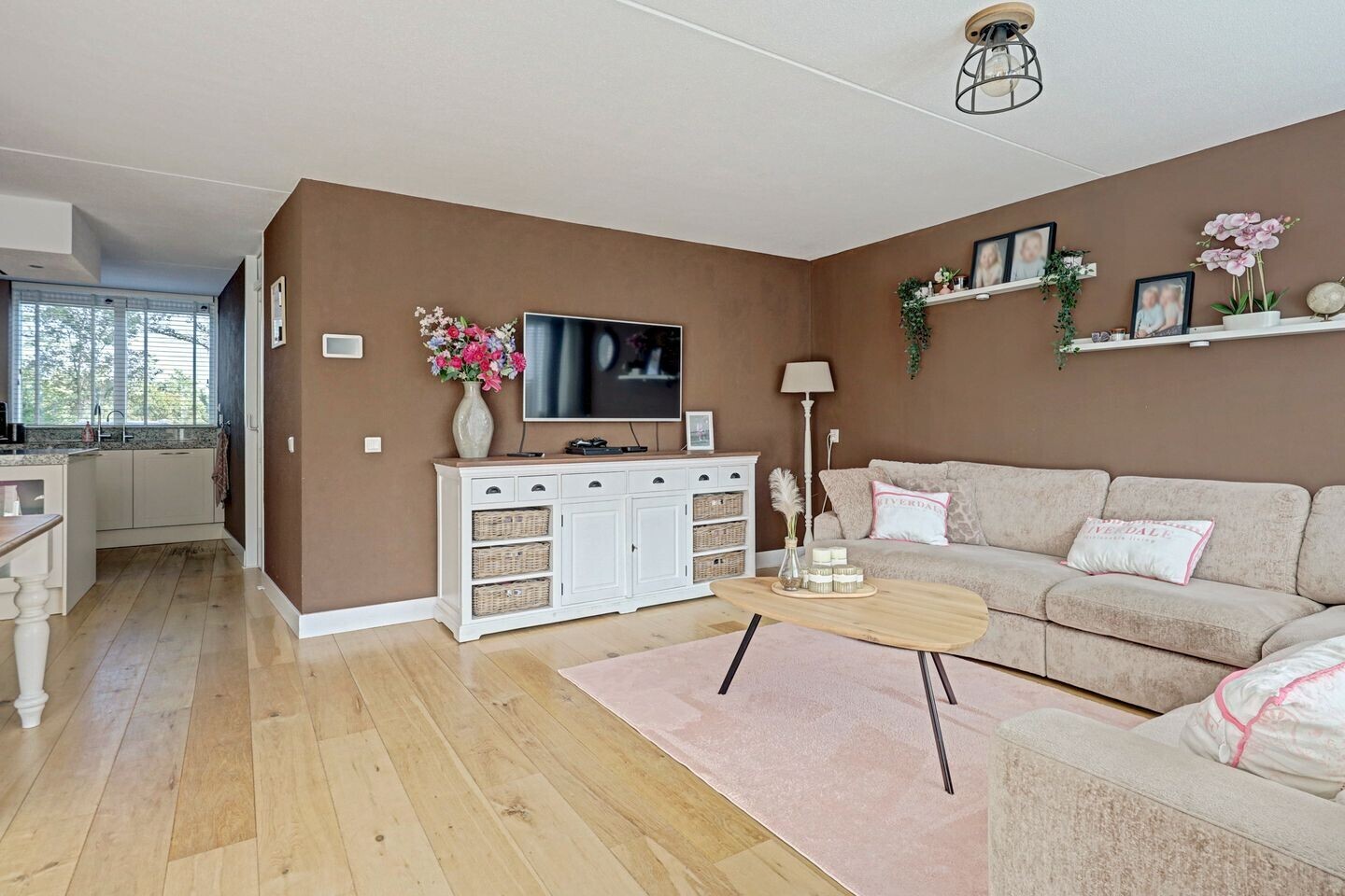 Tussenwoning te koop: Dilleveld 17, Schiedam