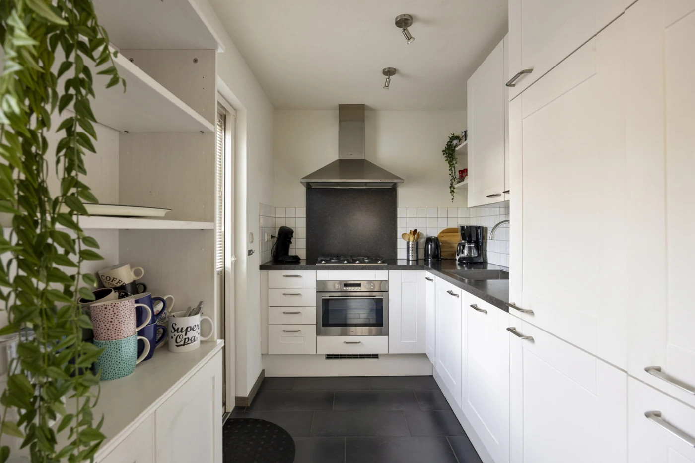 Hoekwoning te koop: Perzikengaarde 1, Schiedam