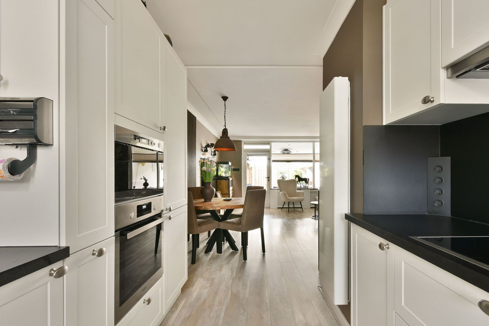 Tussenwoning te koop: Roggeakker 13, Schiedam