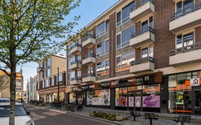 Korte Hoogs. 15-B