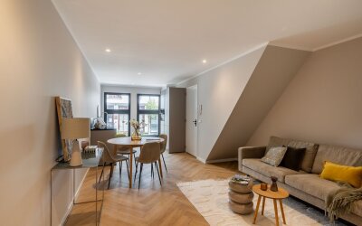 Hoogstraat 82