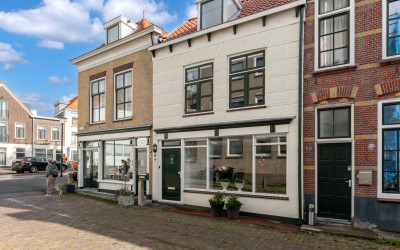 Landstraat 9