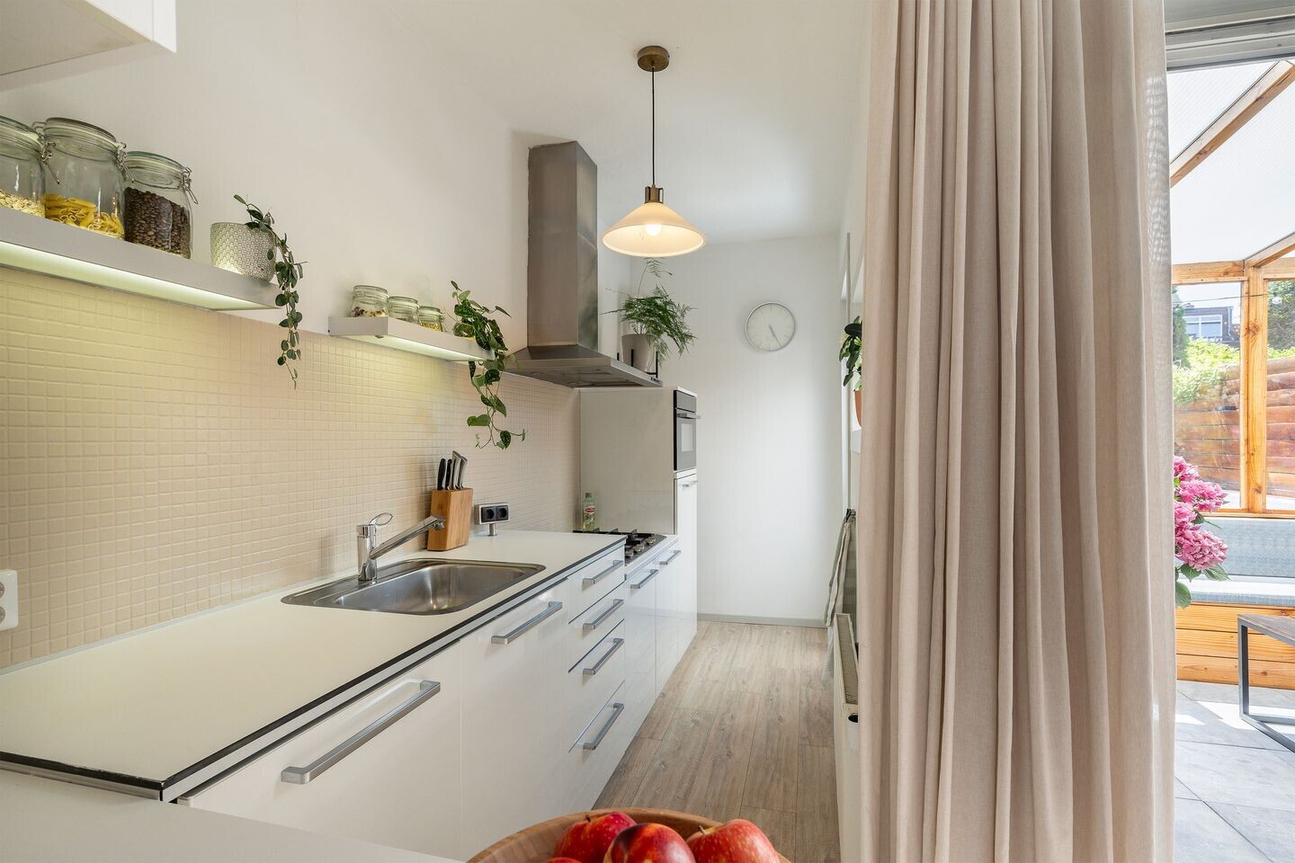 Appartement te koop: Haydnstraat 59, Vlaardingen