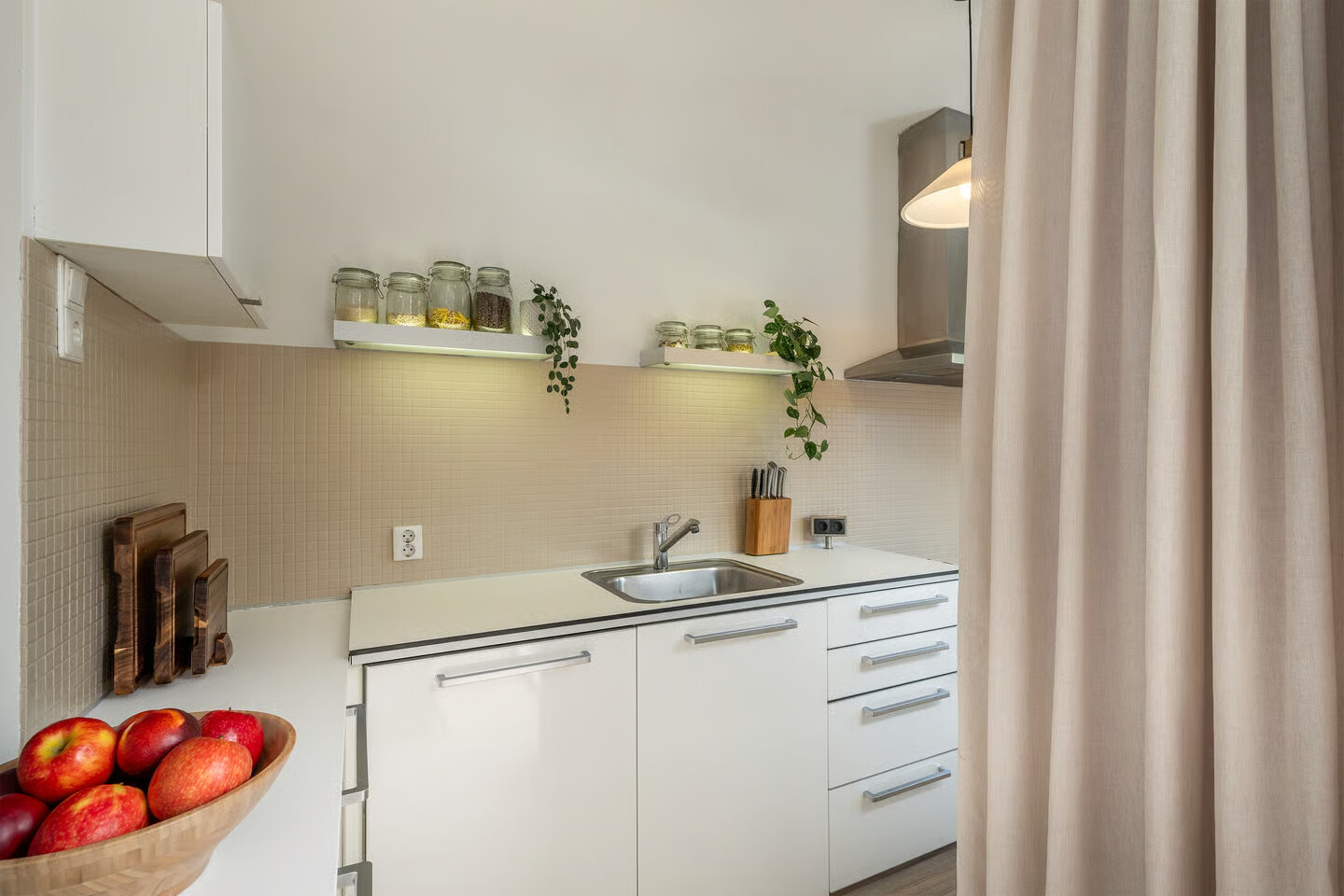 Appartement te koop: Haydnstraat 59, Vlaardingen