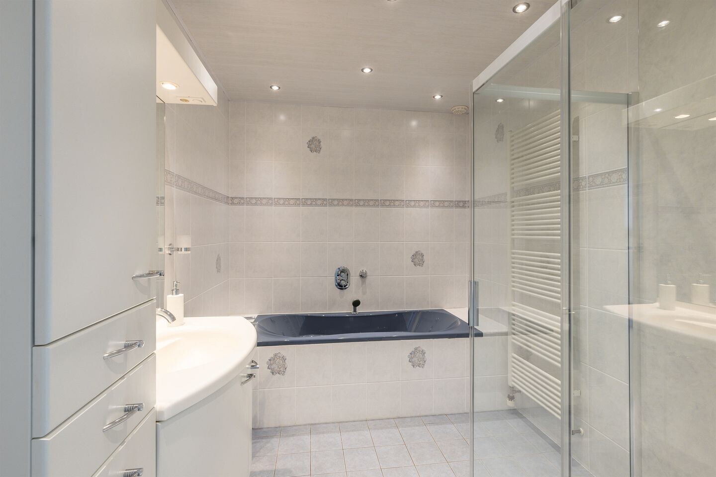 Tussenwoning te koop: Sweelinckstraat 138, Vlaardingen