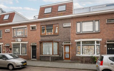 van Riebeec. 65