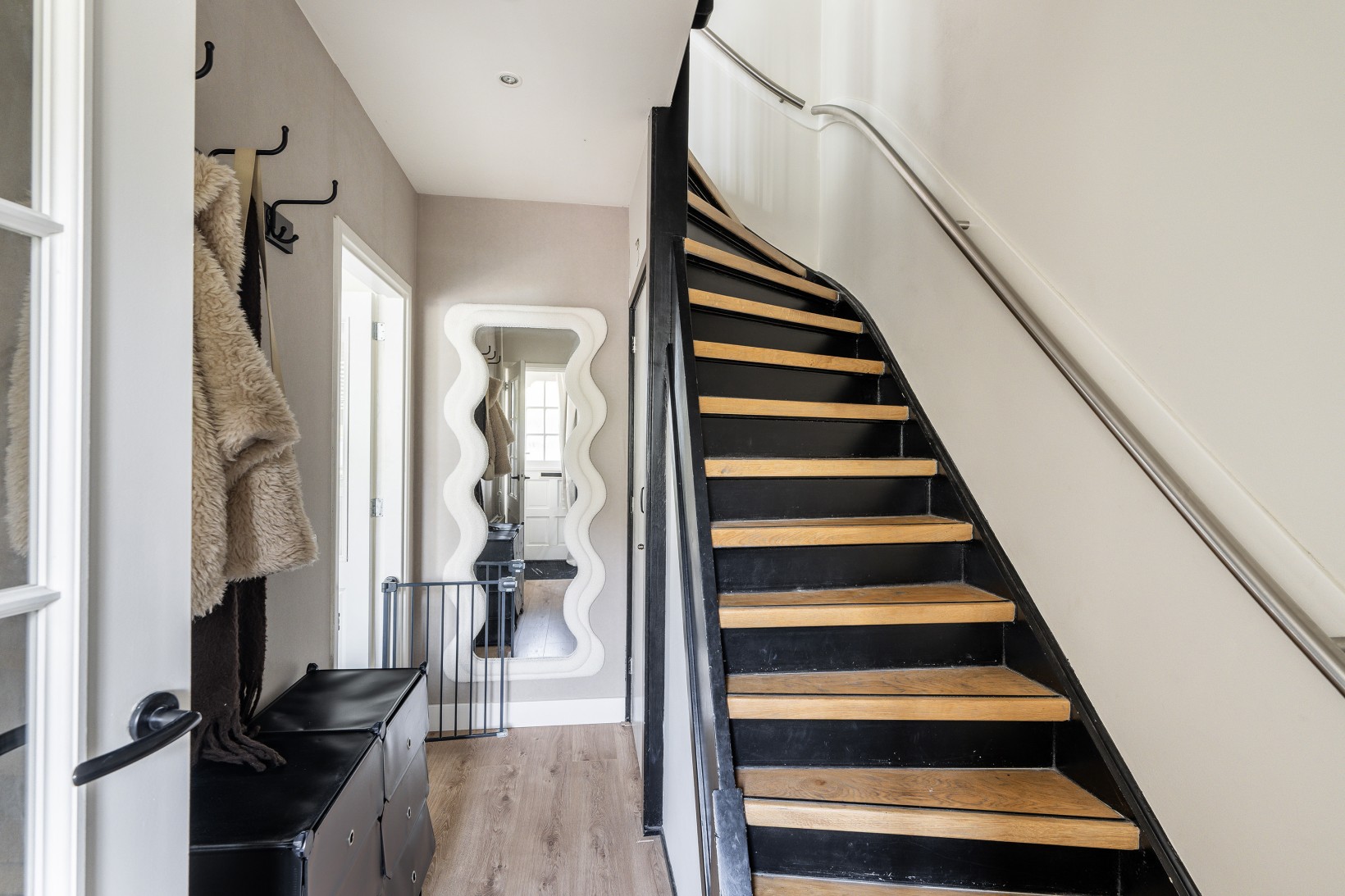Tussenwoning te koop: Ambonlaan 20, Vlaardingen
