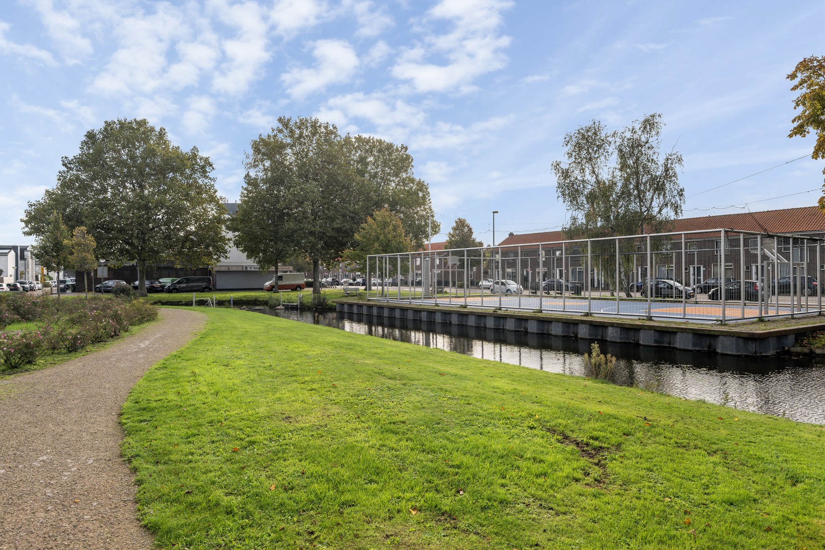 Tussenwoning te koop: Ambonlaan 20, Vlaardingen