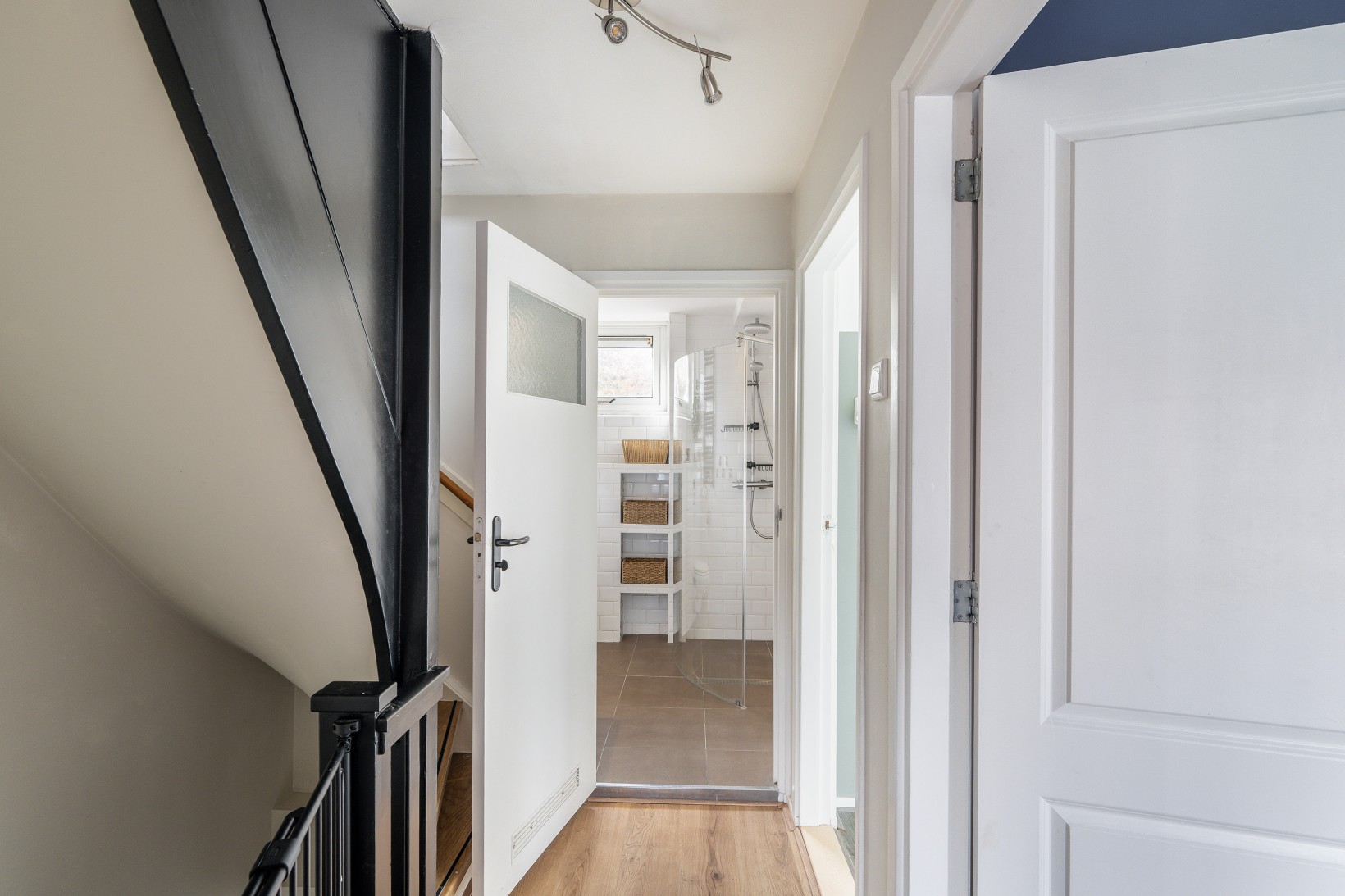 Tussenwoning te koop: Ambonlaan 20, Vlaardingen