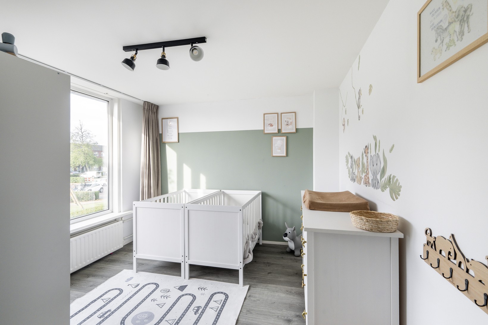 Tussenwoning te koop: Ambonlaan 20, Vlaardingen