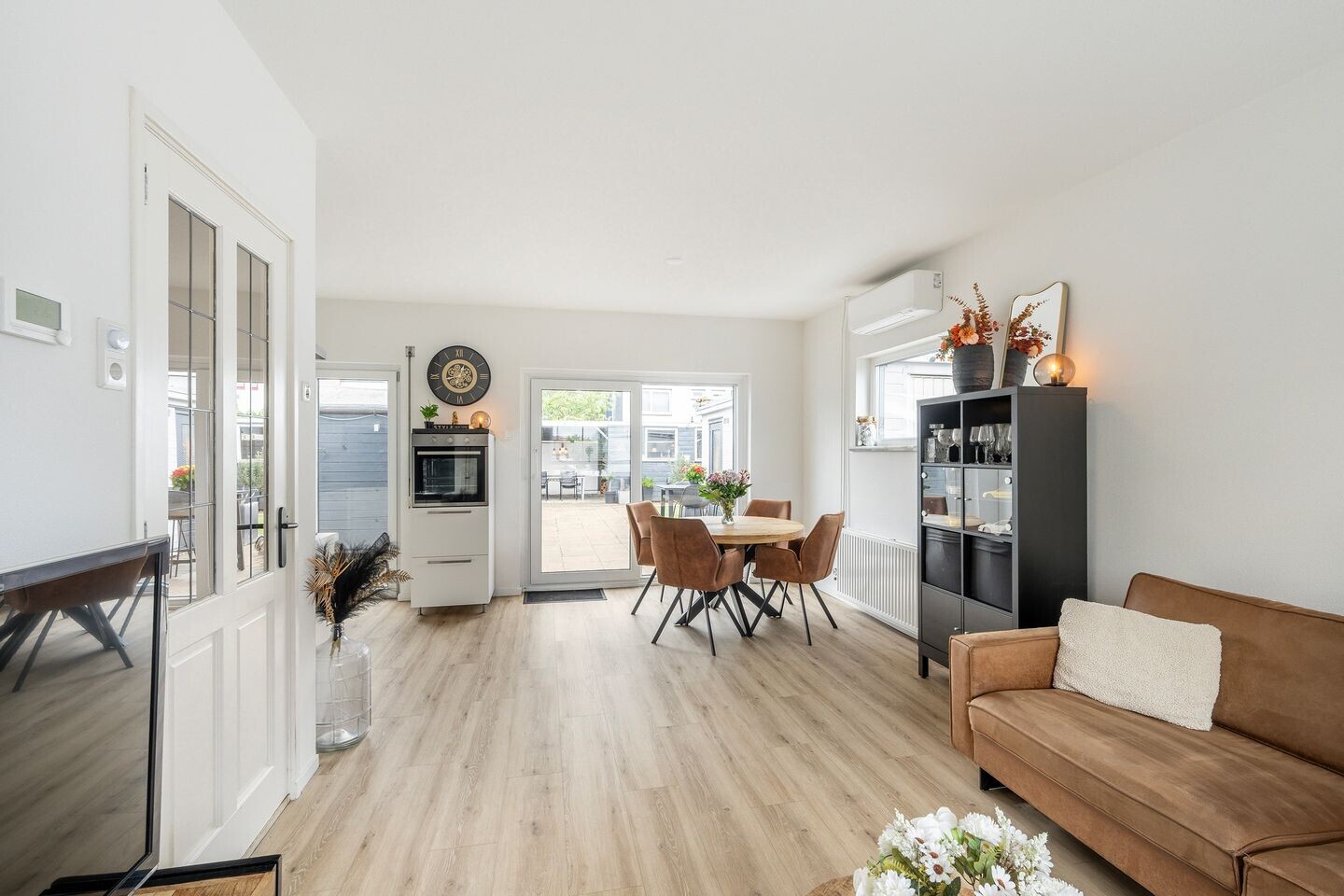 Hoekwoning te koop: Madoerastraat 117, Vlaardingen