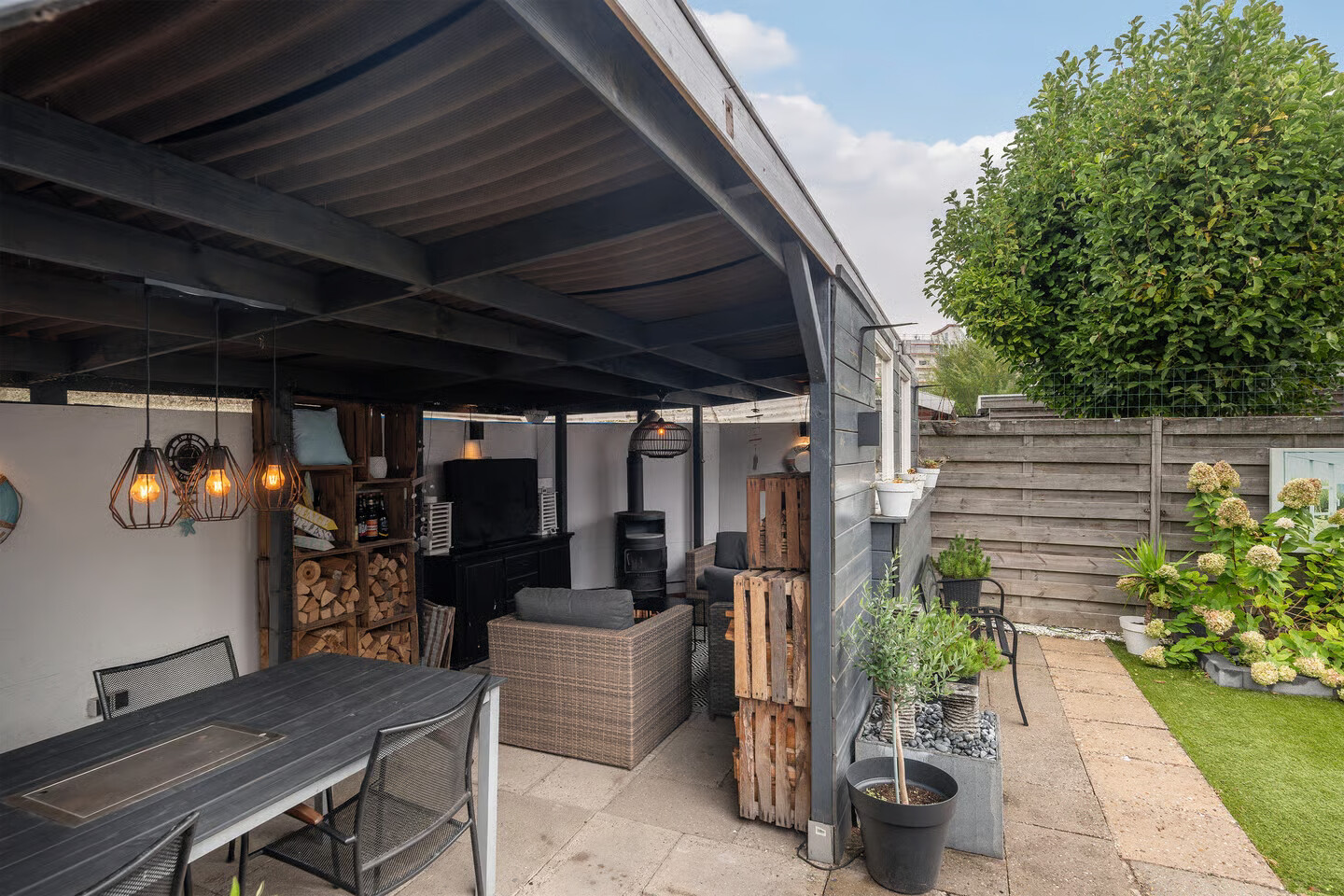 Hoekwoning te koop: Madoerastraat 117, Vlaardingen