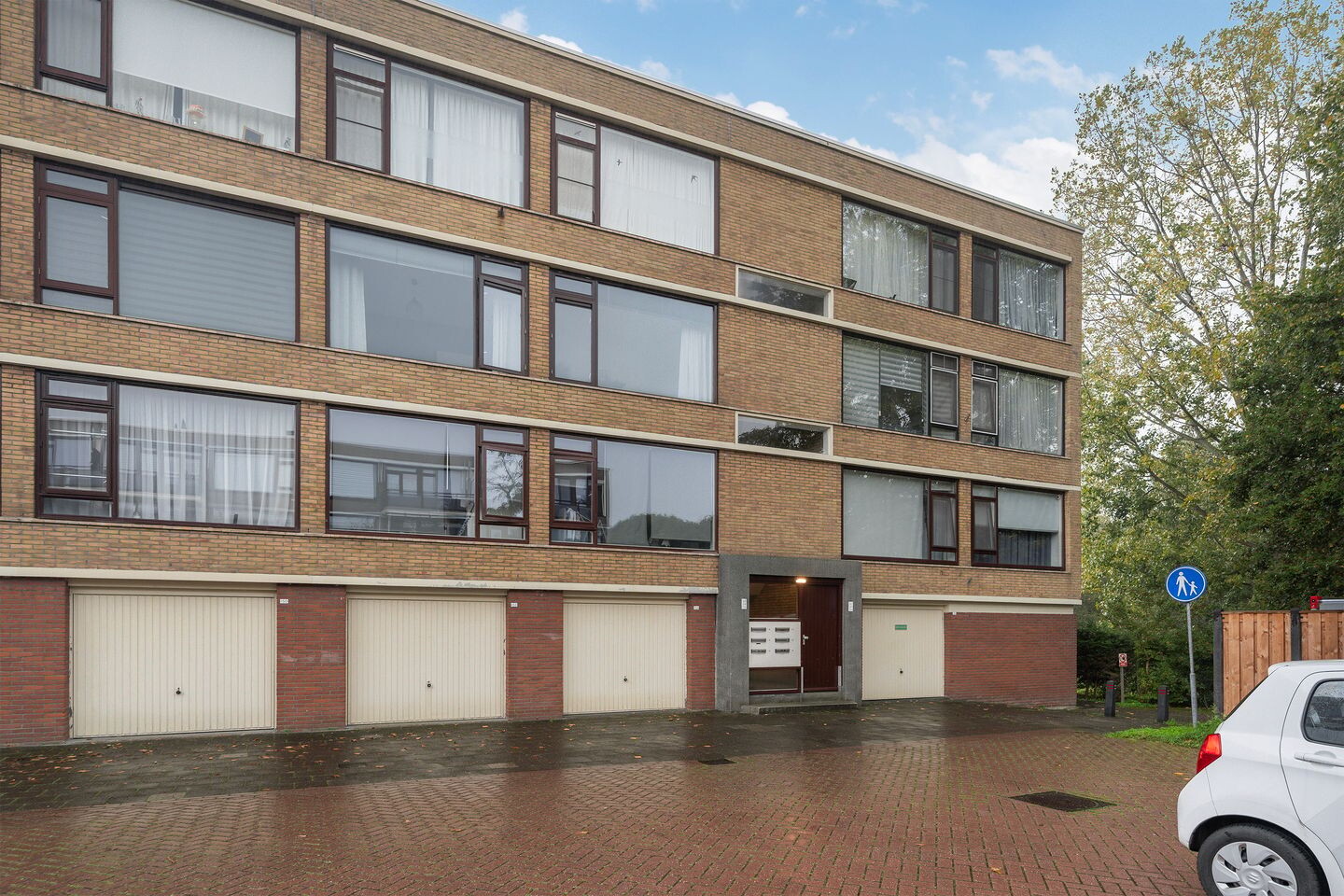Appartement te koop: Thomas à Kempisstraat 158, Vlaardingen