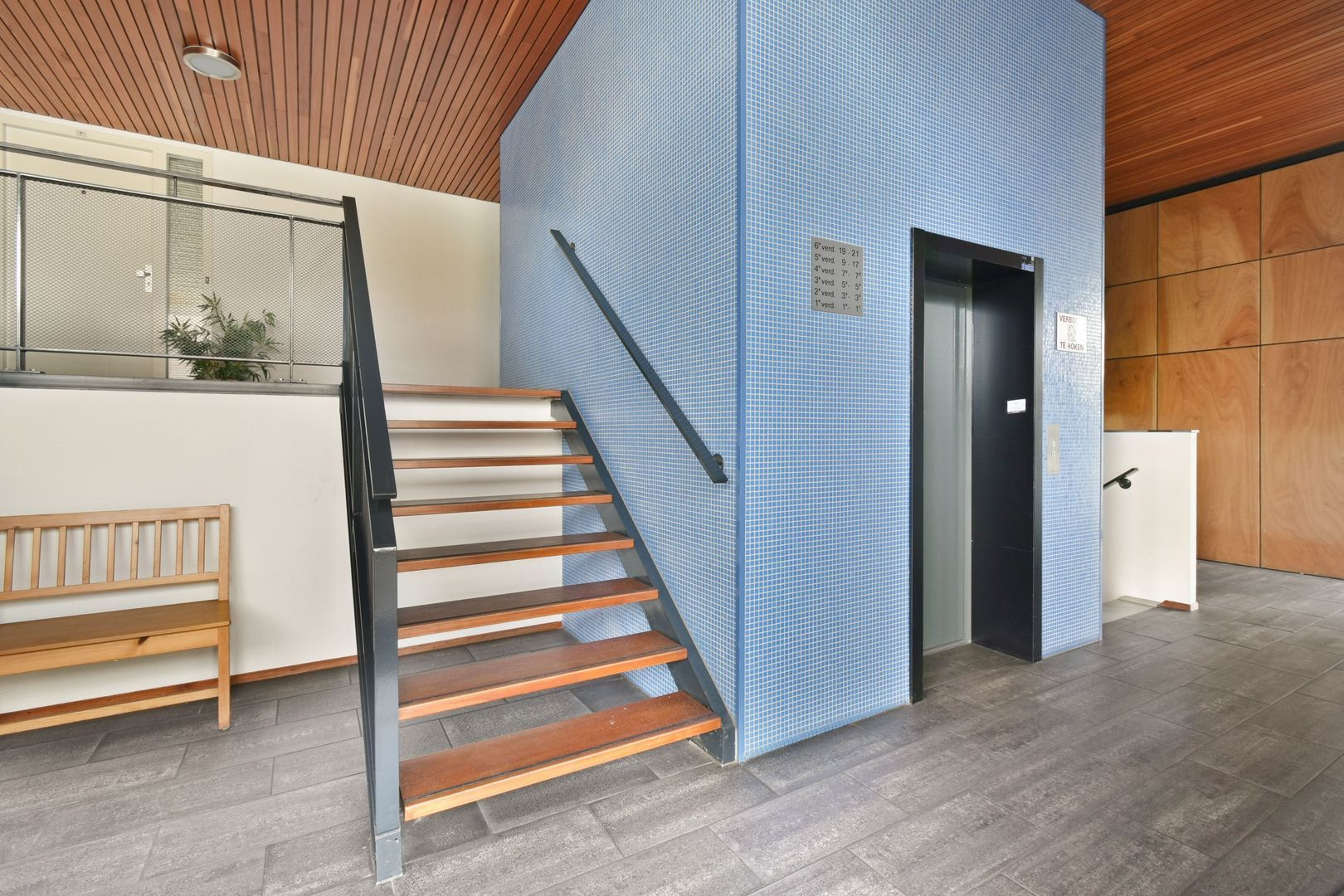 Appartement te koop: Frank van Borselenstraat 3B, Vlaardingen