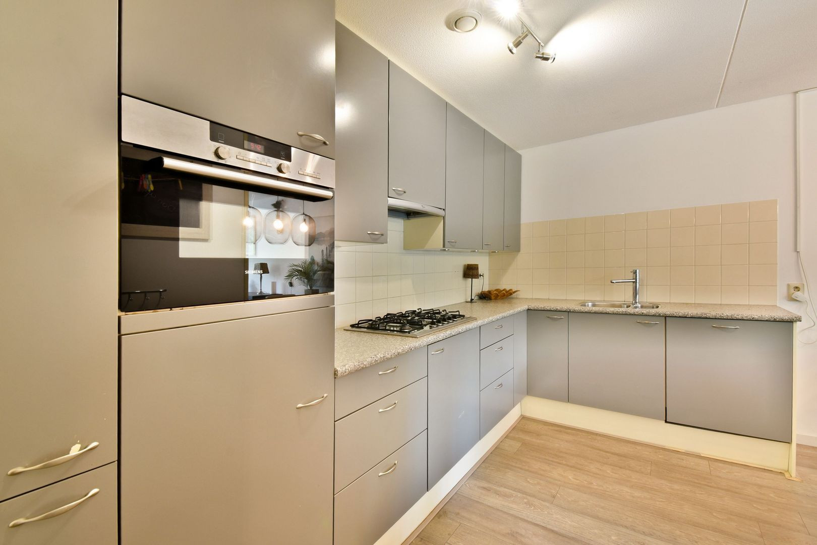 Appartement te koop: Frank van Borselenstraat 3B, Vlaardingen