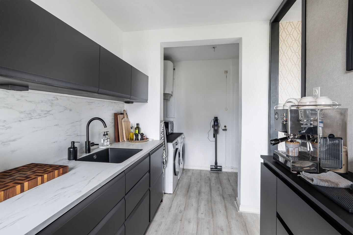 Appartement te koop: Boerhaavestraat 403, Vlaardingen