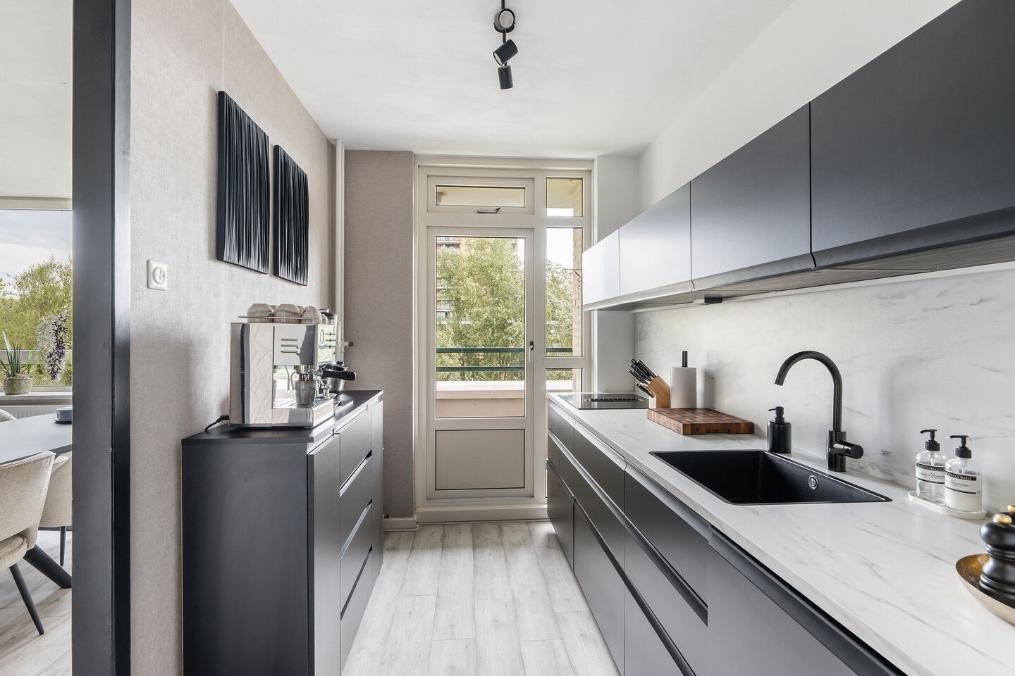 Appartement te koop: Boerhaavestraat 403, Vlaardingen