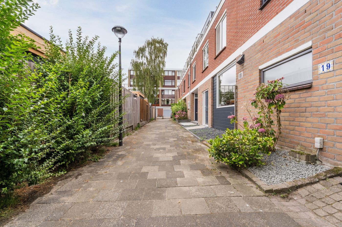 Hoekwoning te koop: Einthovenstraat 19, Vlaardingen