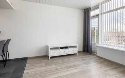 Philips de. 98