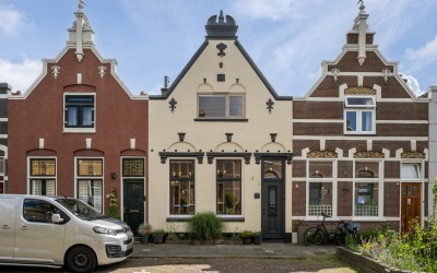 Arnold Hoogvlietstraat 19