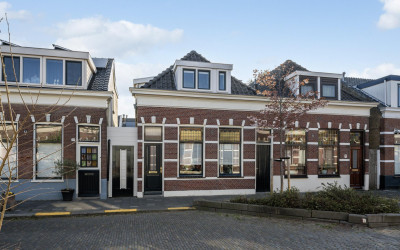 Arnold Hoog. 81
