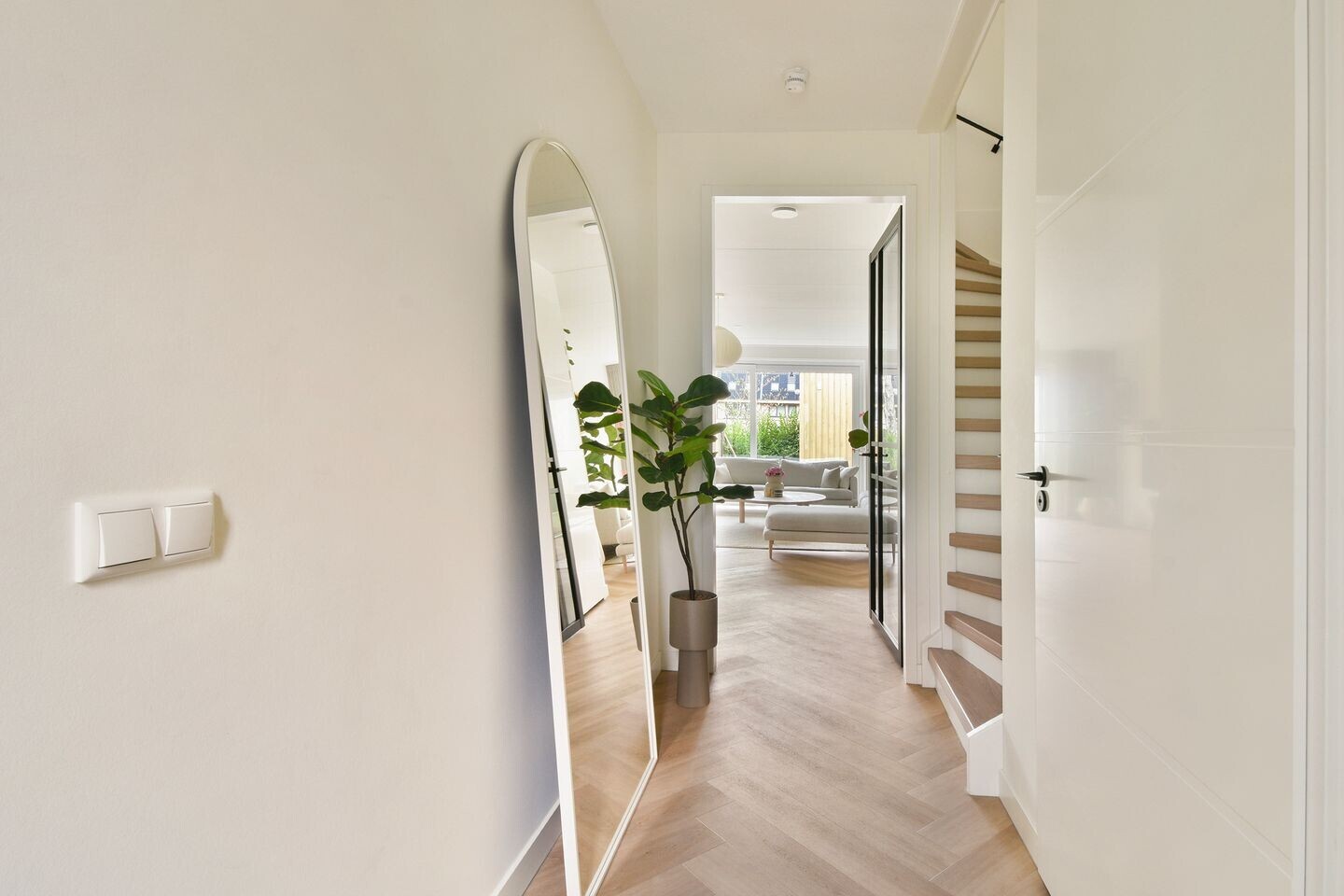 Hoekwoning te koop: Zwembaan 190, Vlaardingen