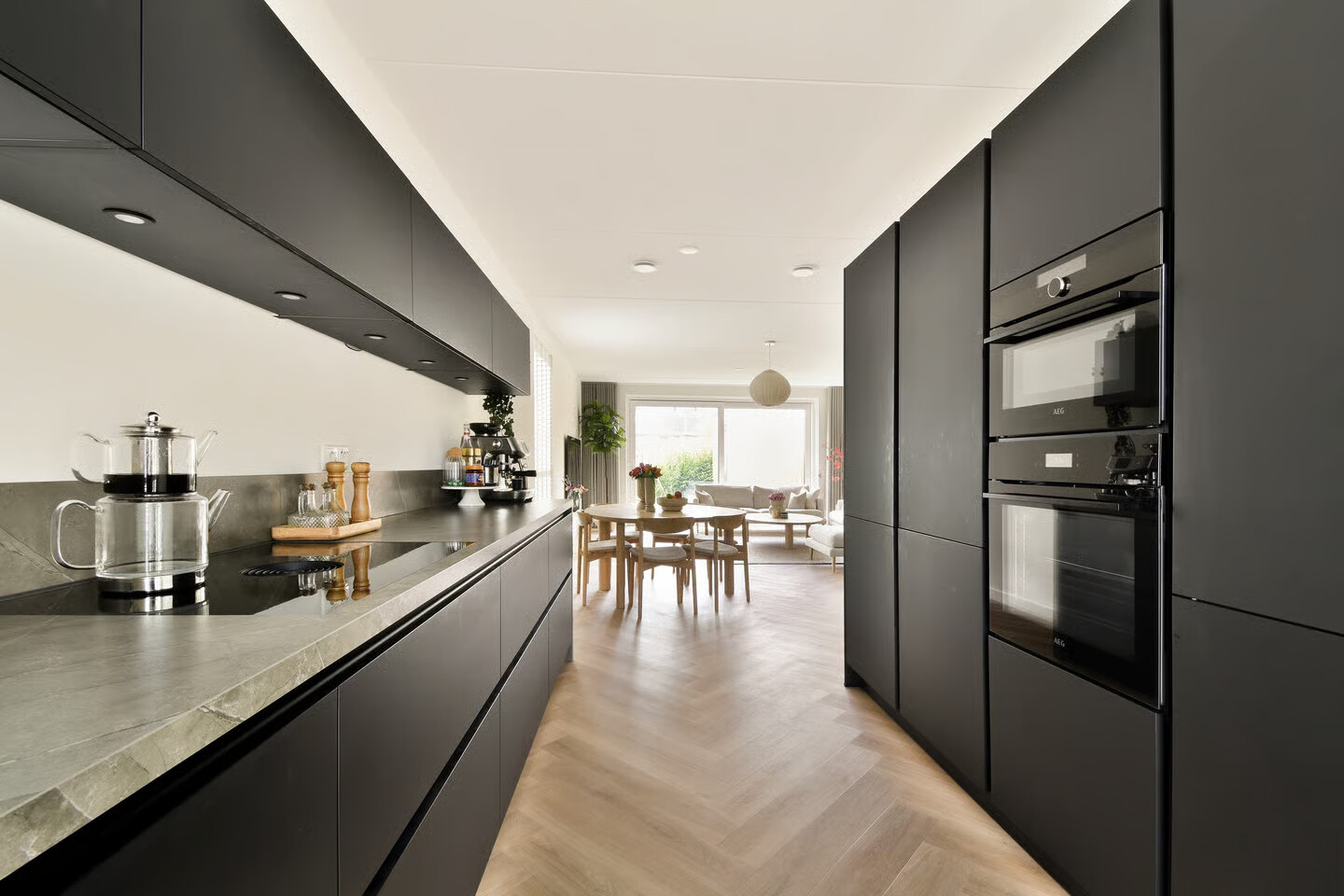 Hoekwoning te koop: Zwembaan 190, Vlaardingen
