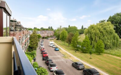 Parkweg 156