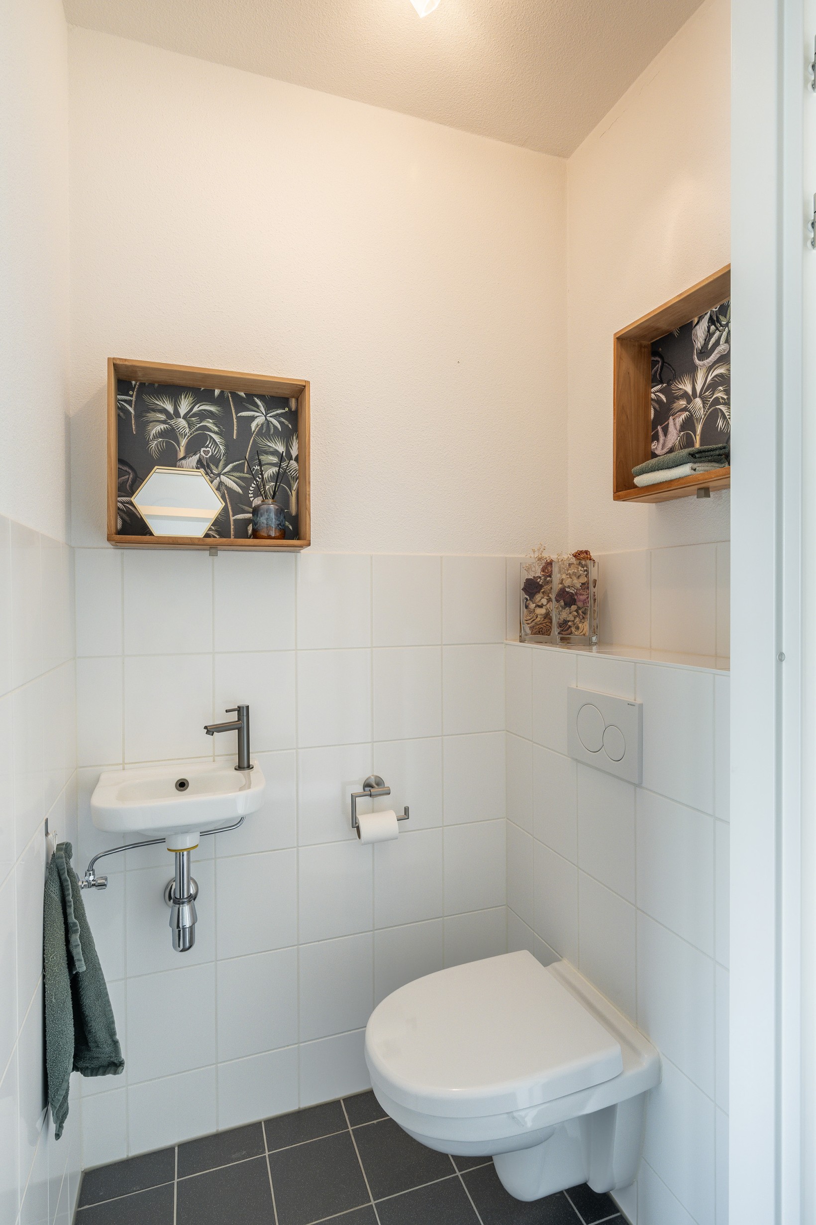 Appartement te koop: Sneeuwbalstraat 21, Vlaardingen