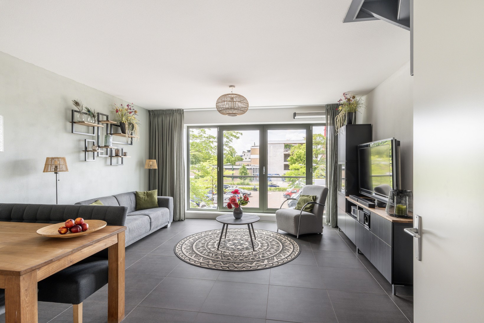 Appartement te koop: Sneeuwbalstraat 21, Vlaardingen