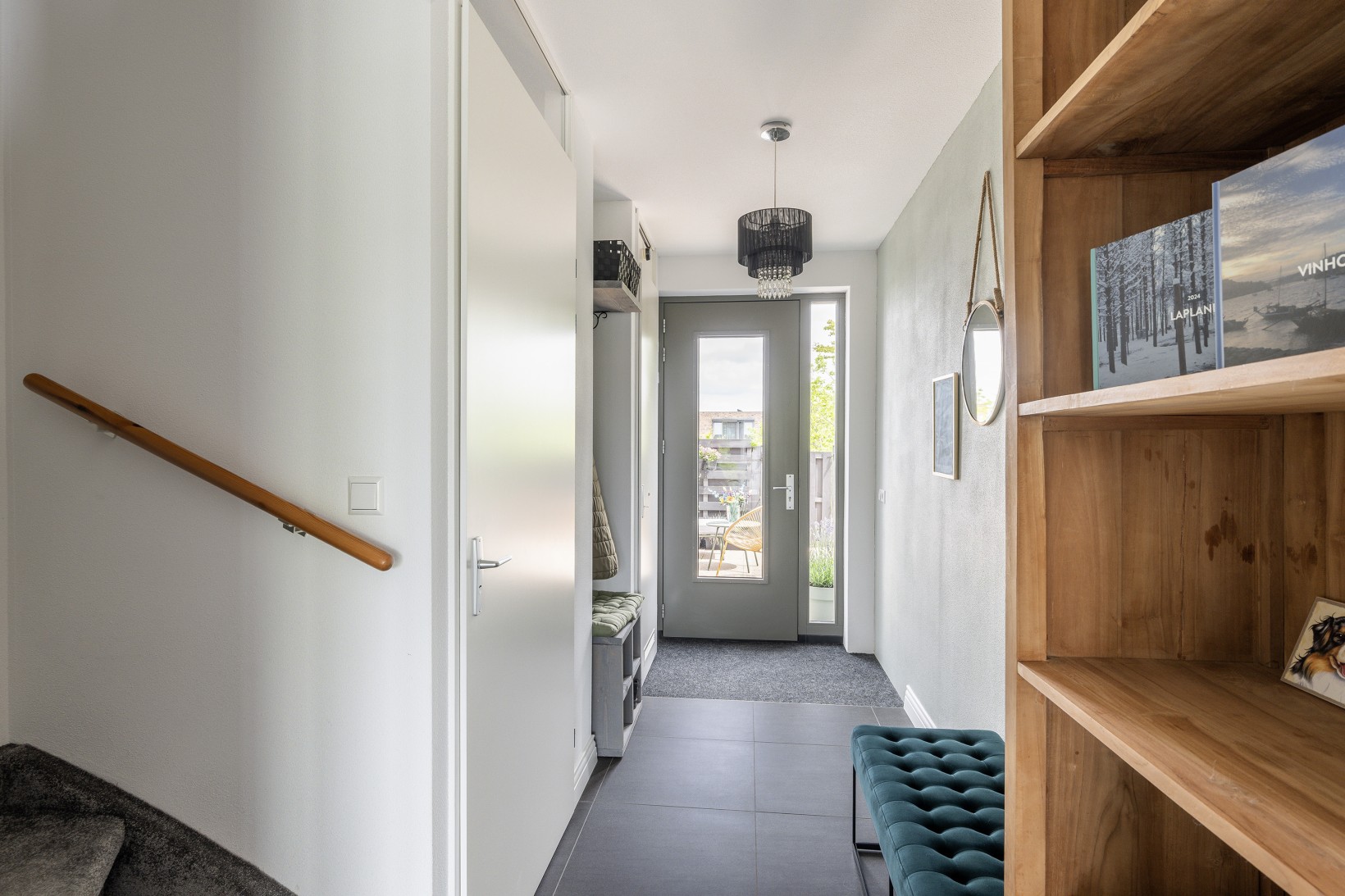Appartement te koop: Sneeuwbalstraat 21, Vlaardingen