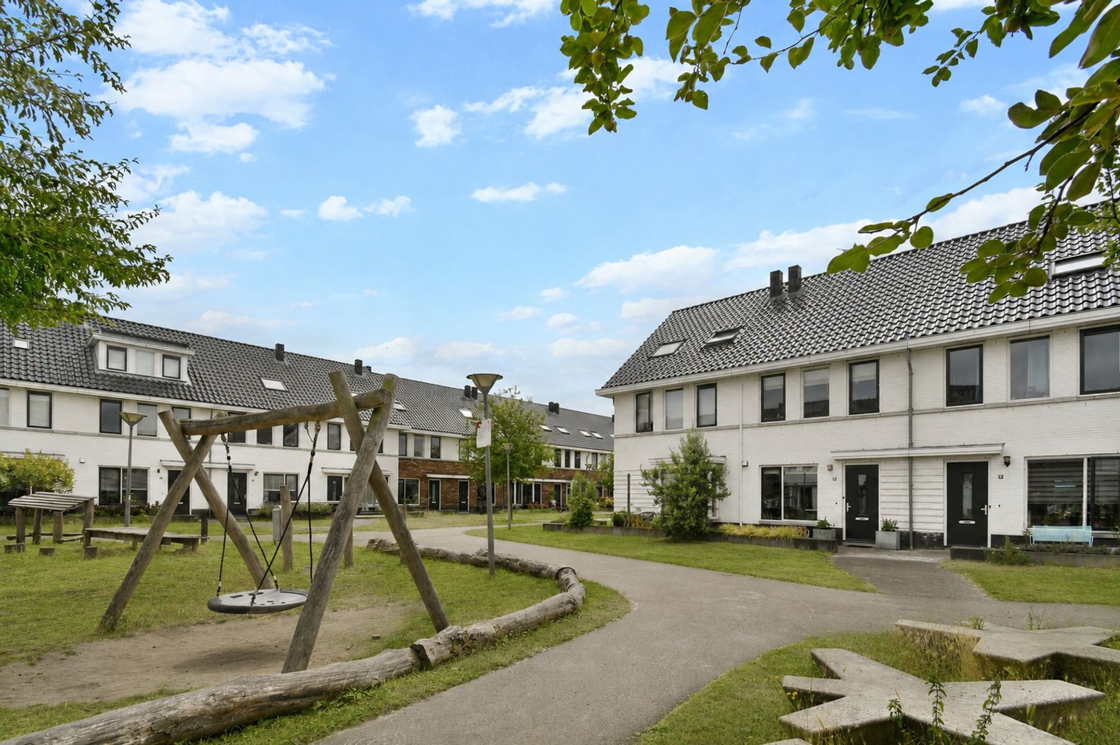 Tussenwoning te koop: Kemperhof 66, Vlaardingen