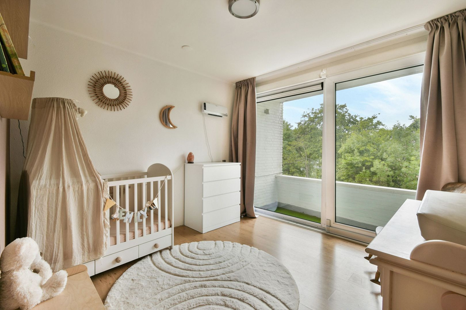 Appartement te koop: Burgemeester A. van Walsumlaan 25, Vlaardingen