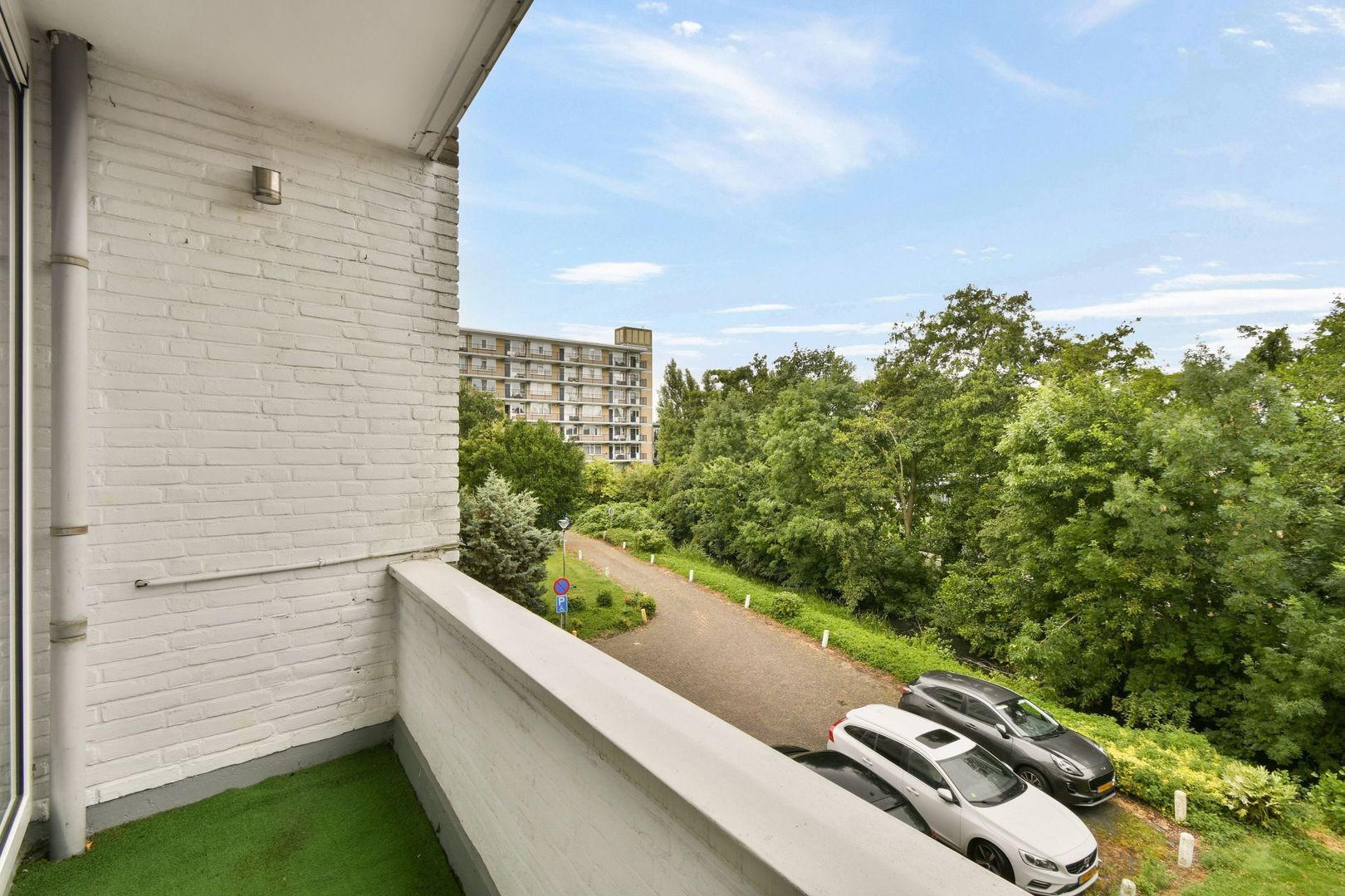 Appartement te koop: Burgemeester A. van Walsumlaan 25, Vlaardingen