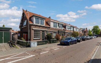 Leliestraat 25
