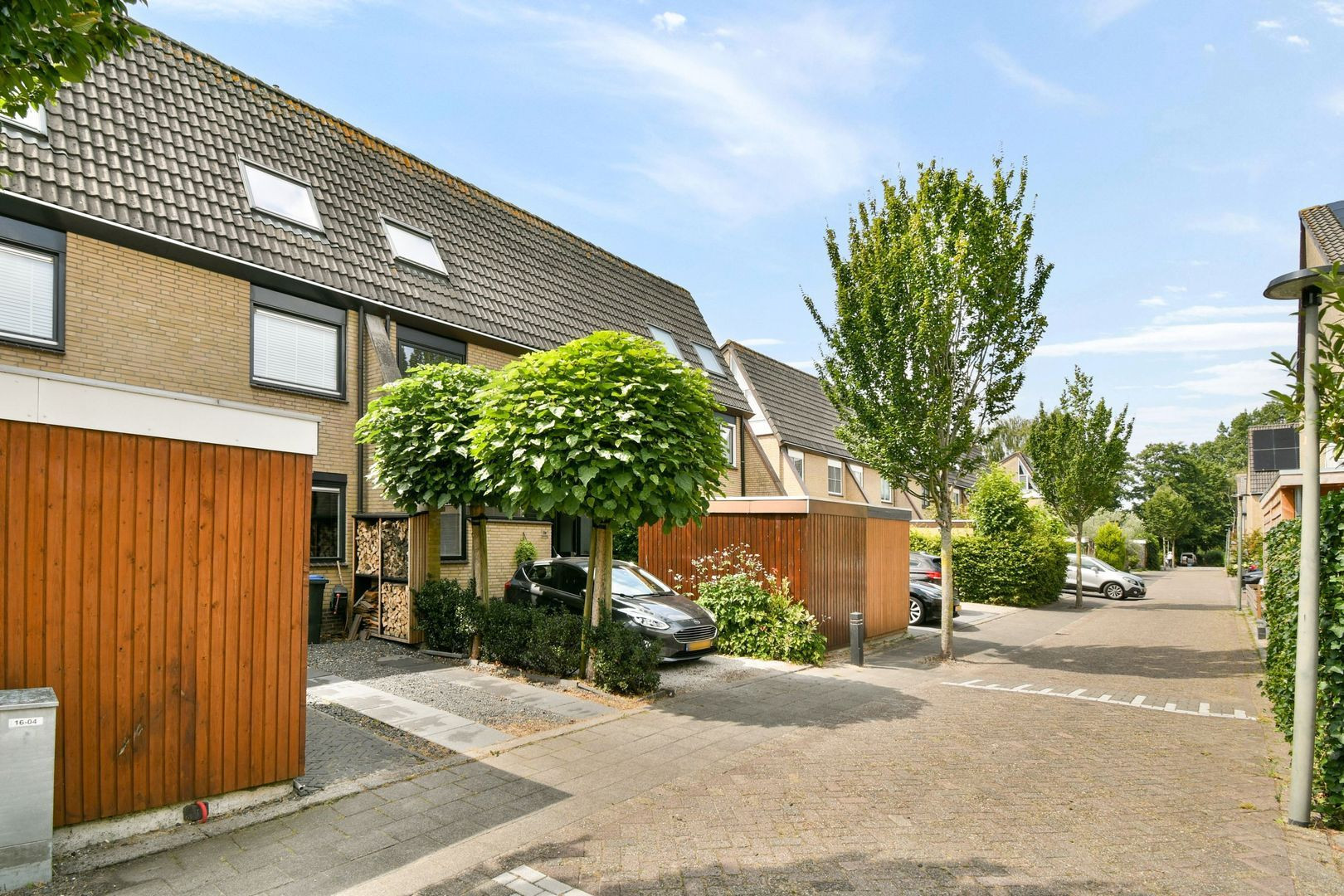 Tussenwoning te koop: Kornoeljedreef 24, Vlaardingen