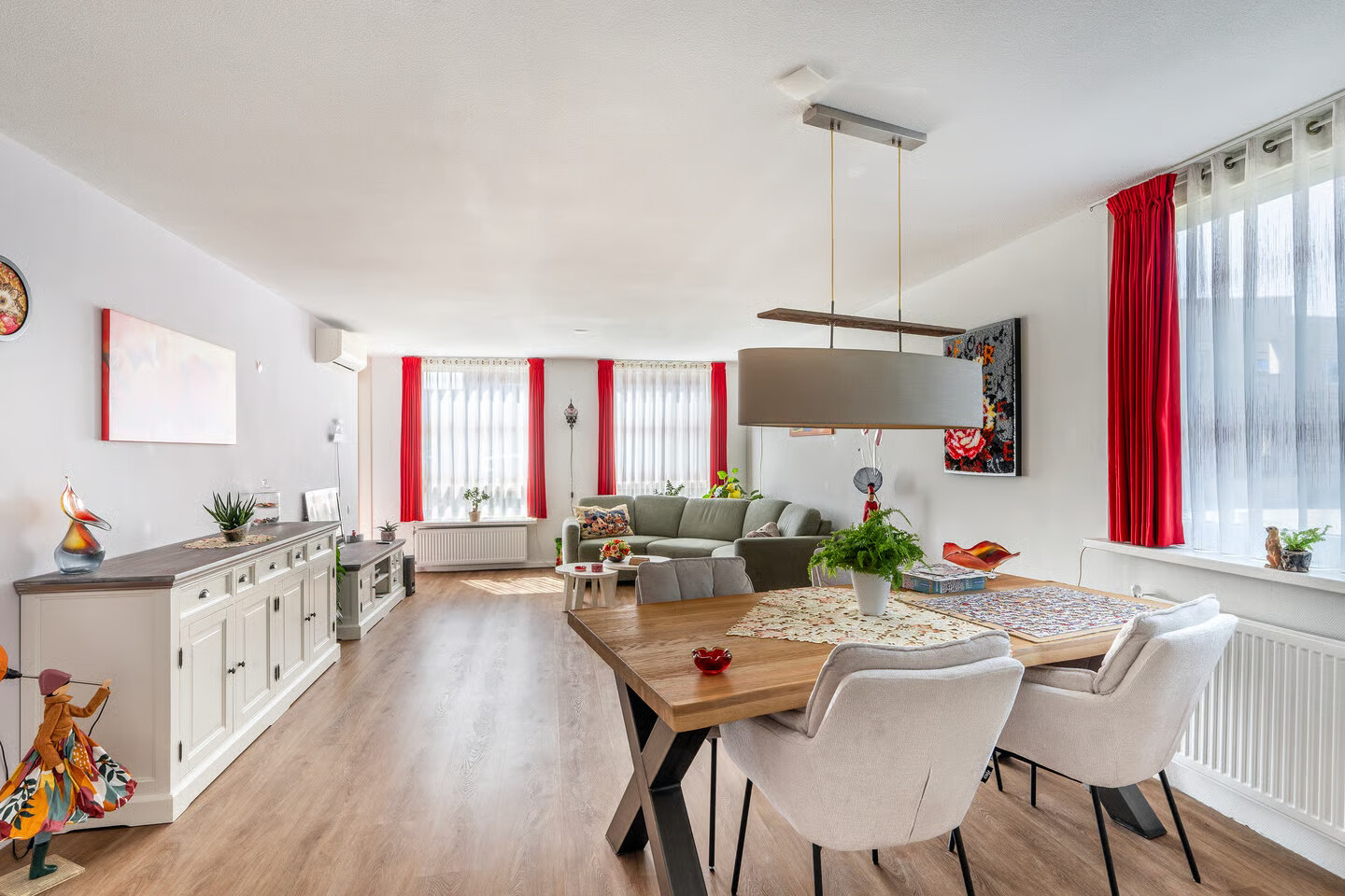 Appartement te koop: Aristide Briandring 31, Vlaardingen