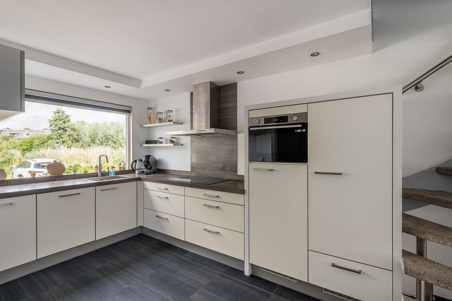 Tussenwoning te koop: Dalkruid 49, Vlaardingen