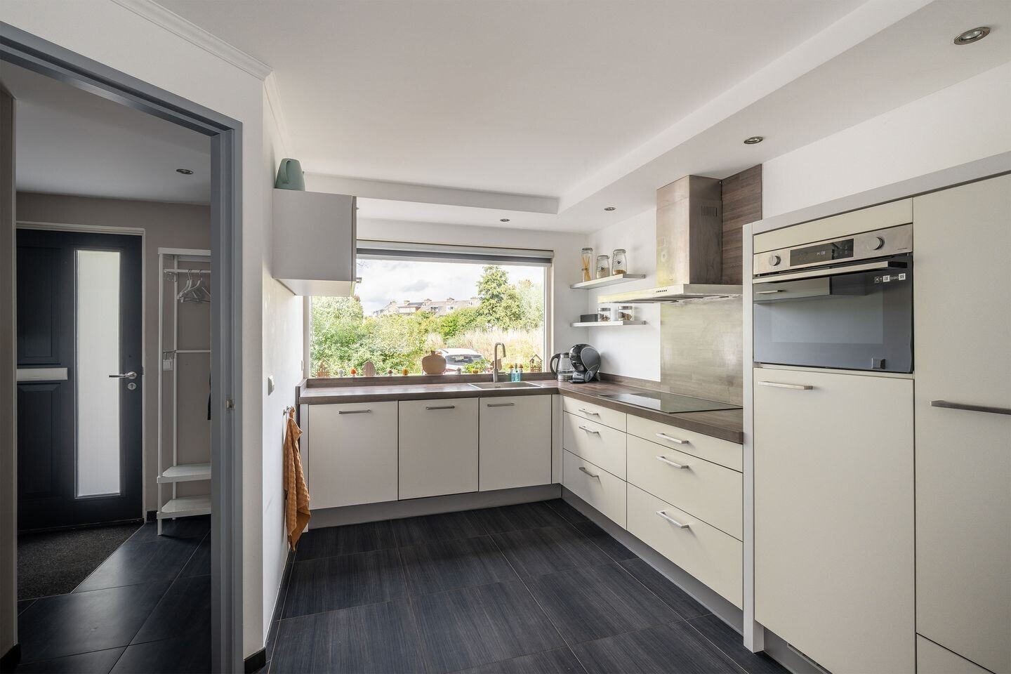 Tussenwoning te koop: Dalkruid 49, Vlaardingen