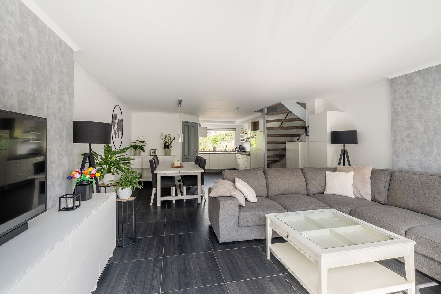 Tussenwoning te koop: Dalkruid 49, Vlaardingen