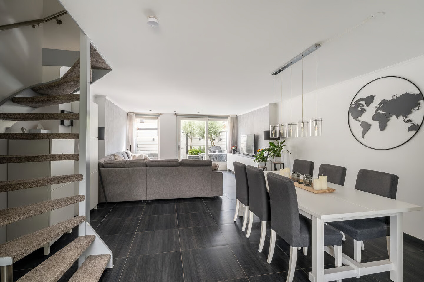 Tussenwoning te koop: Dalkruid 49, Vlaardingen